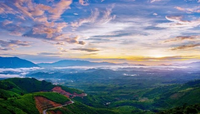 Đèo Long Lanh cao bao nhiêu m?