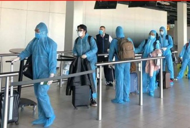 TP.HCM: 303 người về từ châu Âu đang được cách ly tập trung ảnh 1