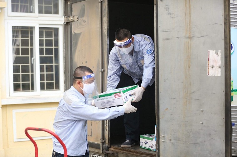 Hơn 1 triệu trẻ mẫu giáo, học sinh tiểu học Hà Nội uống sữa học đường ảnh 8