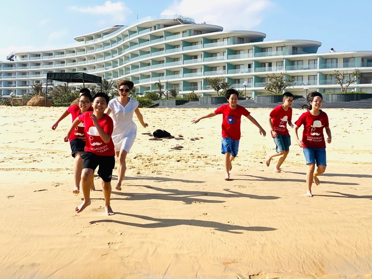 Khách đoàn đến Quy Nhơn tăng 20% so với cùng kỳ ảnh 2