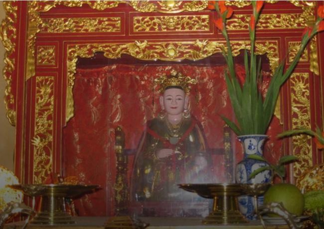 Bà mất ở đâu?