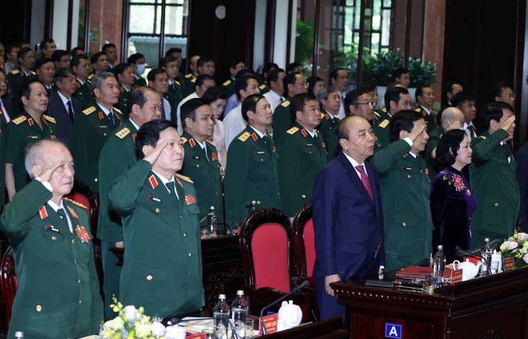 Thủ tướng: Đưa nền khoa học và nghệ thuật quân sự Việt Nam lên tầm cao mới ảnh 1