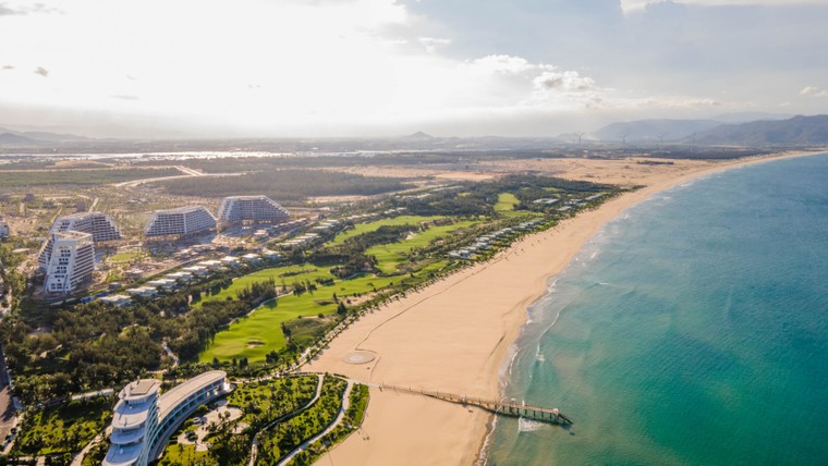 Tập đoàn FLC chuẩn bị khánh thành khách sạn lớn nhất Việt Nam tại Quy Nhơn ảnh 3