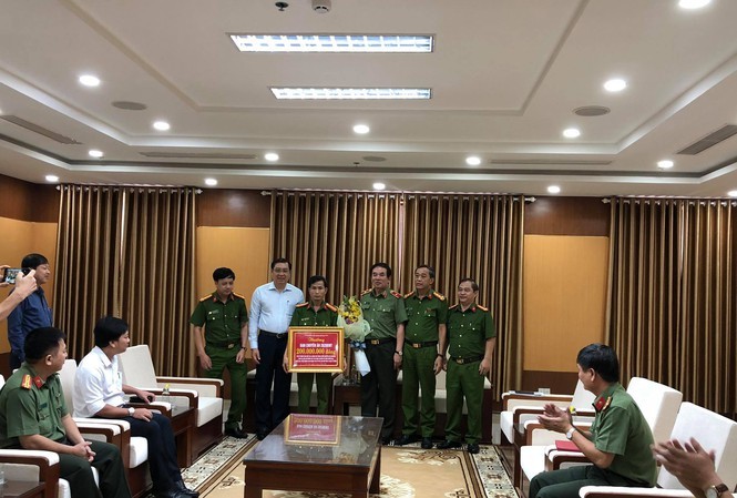 Triệt phá đường dây cá độ hơn 10.000 tỷ đồng ảnh 1