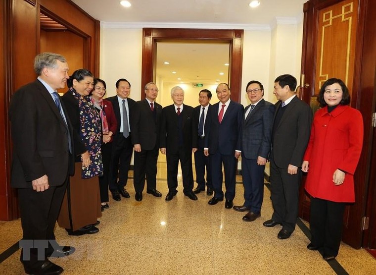 Trung ương thông qua nhân sự 'đặc biệt', danh sách đề cử lãnh đạo chủ chốt khóa mới ảnh 3