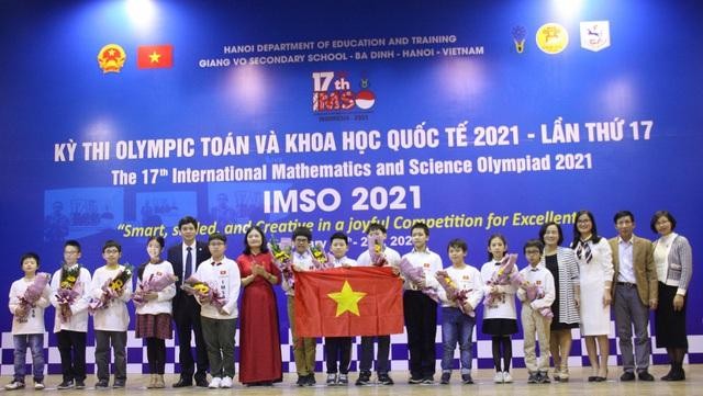 Việt Nam giành 2 Huy chương vàng Olympic Toán học và Khoa học quốc tế ảnh 2