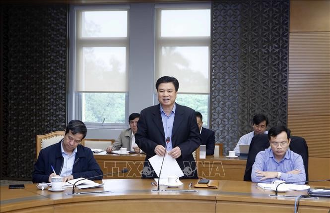 Phó Thủ tướng Vũ Đức Đam chủ trì họp về tổ chức kỳ thi tốt nghiệp THPT 2021 ảnh 2