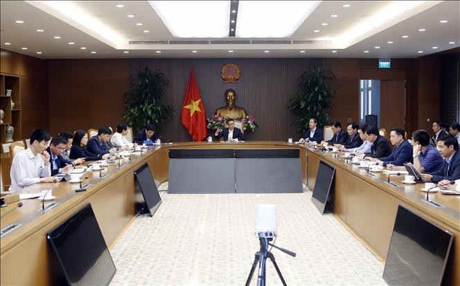 Phó Thủ tướng Vũ Đức Đam chủ trì họp về tổ chức kỳ thi tốt nghiệp THPT 2021 ảnh 1