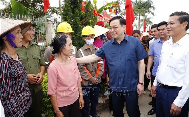 Chủ tịch Quốc hội Vương Đình Huệ kiểm tra công tác chuẩn bị bầu cử tại Hải Phòng ảnh 5