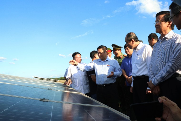 Những nhận thức mới về định hướng phát triển trong văn kiện Đại hội XIII của Đảng ảnh 1