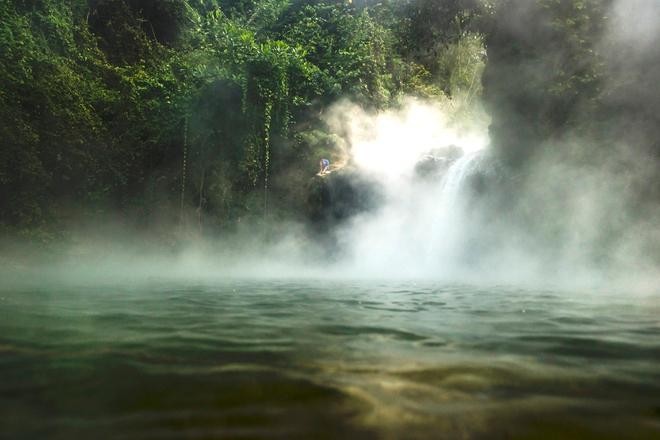 Sông Boiling dài khoảng bao nhiêu km?