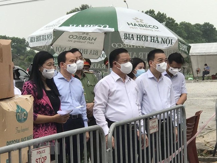 Hà Nội chuẩn bị sẵn sàng 1.200 điểm tiêm vaccine COVID-19 lưu động và cố định ảnh 1