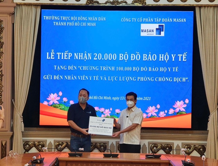 Masan trao tặng trang thiết bị y tế, nhu yếu phẩm và kinh phí ủng hộ chống dịch lên tới 250 tỷ đồng ảnh 2
