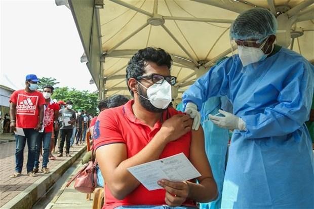 Thế giới ghi nhận tổng cộng hơn 223,37 triệu ca mắc COVID-19 ảnh 1