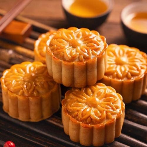 1 chiếc bánh dẻo nhân thập cẩm 170gam chứa bao nhiêu kcal?