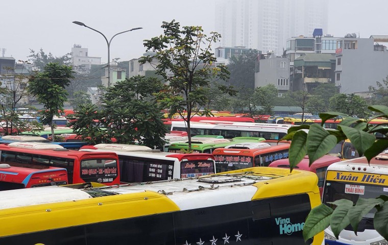 Nhà xe đường bộ ‘nhấp nhổm' chờ các địa phương mở cửa vận tải ảnh 1