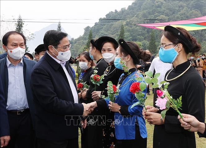 Thủ tướng dự Ngày hội Đại đoàn kết toàn dân tộc tại Khu Di tích Pác Bó ảnh 2