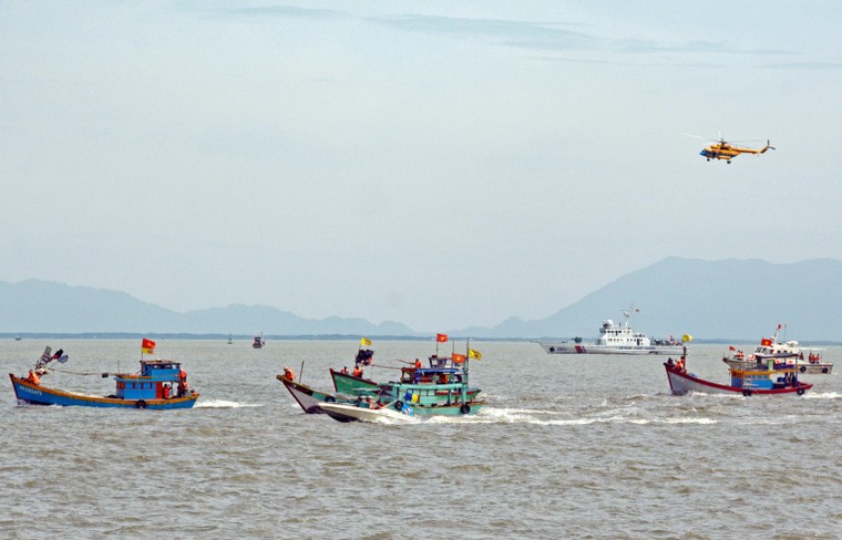 Biện pháp công tác Cảnh sát biển nào không được quy định trong Luật Cảnh biển Việt Nam? 