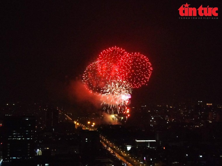 Đề nghị tạm dừng tổ chức lễ hội, bắn pháo hoa dịp Tết Nguyên đán Nhâm Dần ảnh 1