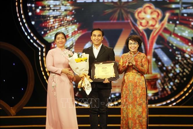 Vinh danh các nghệ sỹ đoạt Giải thưởng Mai Vàng năm 2021 ảnh 3