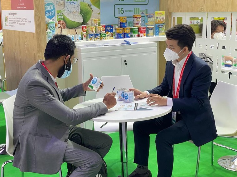 Vinamilk mang nhiều sản phẩm nổi bật đến các hội chợ quốc tế ngay trong tháng đầu năm 2022 ảnh 4