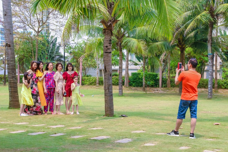 Du lịch nghỉ lễ: Không sợ đông, sợ khổ nhờ những ‘bí kíp’ đặc biệt này ảnh 1