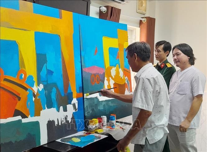 Khắc họa hình ảnh Bộ đội Cụ Hồ qua hoạt động sáng tác mỹ thuật ảnh 1