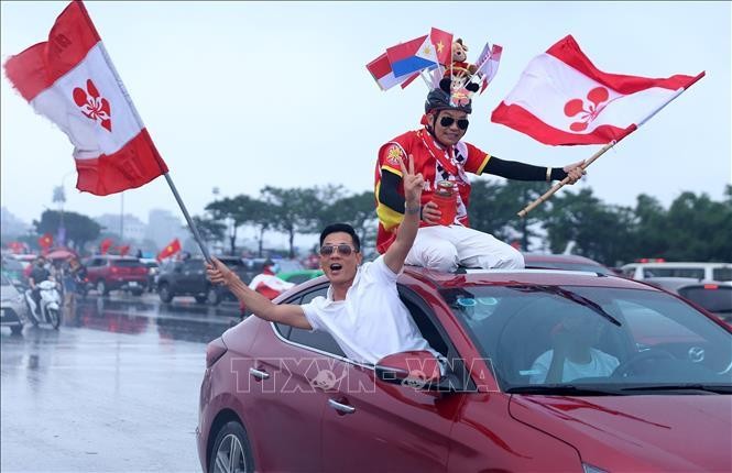 Người hâm mộ chờ đợi tấm HCV bóng đá nam của U23 Việt Nam ảnh 4