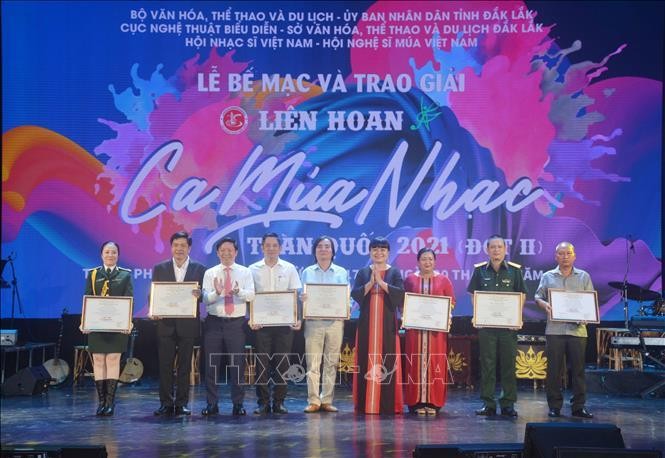 Bế mạc Liên hoan Ca múa nhạc toàn quốc năm 2021 đợt 2 ảnh 1