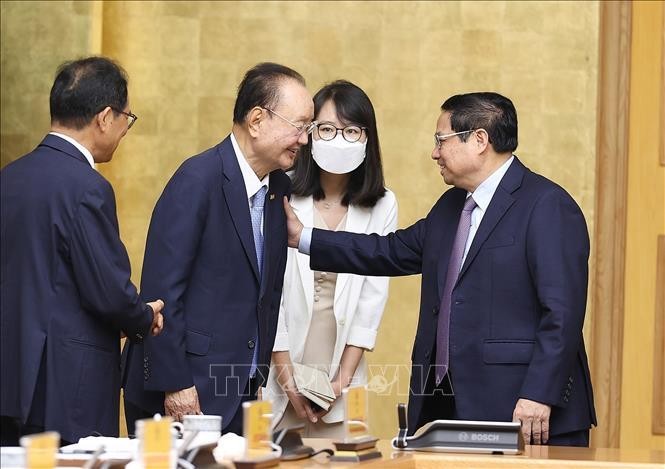 Đưa Việt Nam sớm trở thành một trung tâm trong chuỗi giá trị khu vực và toàn cầu ảnh 1