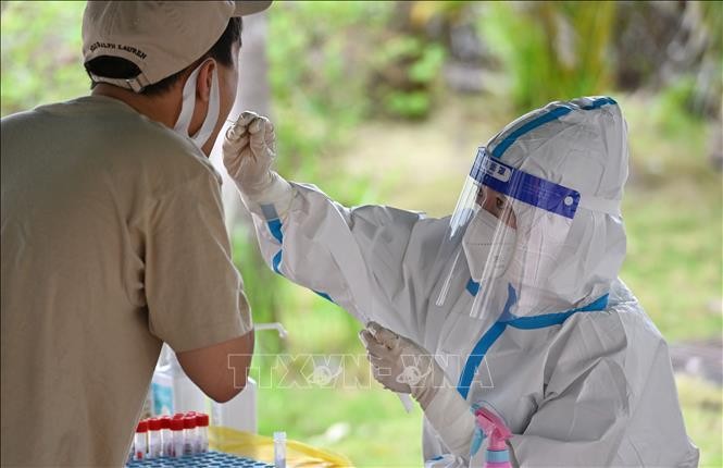 Hàn Quốc có trên 110.000 ca mắc COVID-19 trong 24 giờ qua ảnh 1