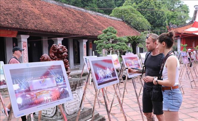 'Sắc màu văn hóa Thủ đô' với những góc nhìn sâu sắc ảnh 3