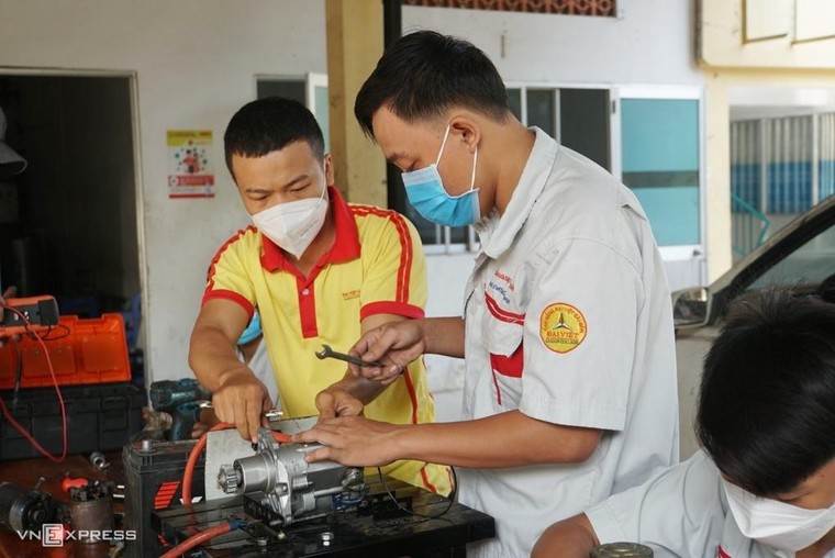 Giảng viên xúc phạm sinh viên sẽ bị xử phạt hành chính ảnh 1