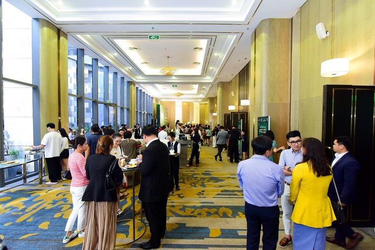 Mua nhà Lumière Boulevard, trúng xe VinFast VF 8 ảnh 7