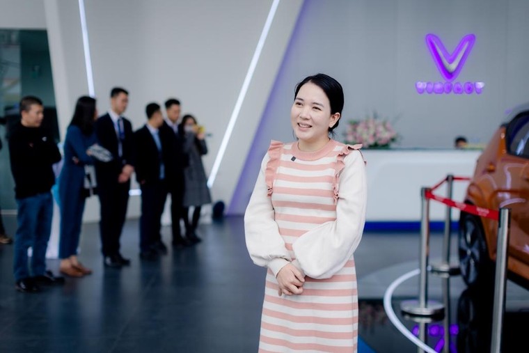 VinFast VF 5 Plus - xe quốc dân không chỉ dành cho giới trẻ ảnh 3