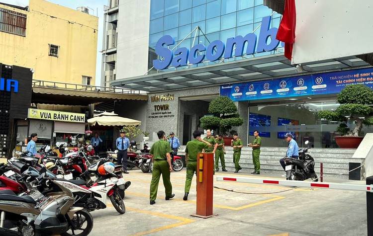 Công an TP Hồ Chí Minh đồng loạt khám xét nhiều chi nhánh của Công ty F88 ảnh 1