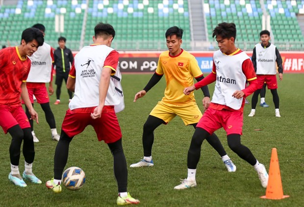 U20 Việt Nam chuẩn bị kỹ thể lực cho trận đấu quyết định với U20 Iran ảnh 7