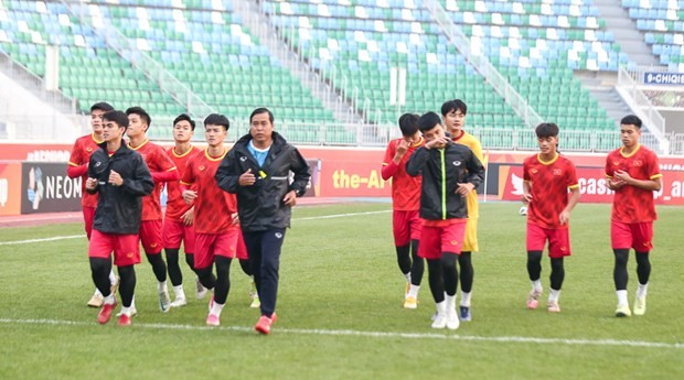 U20 Việt Nam chuẩn bị kỹ thể lực cho trận đấu quyết định với U20 Iran ảnh 1