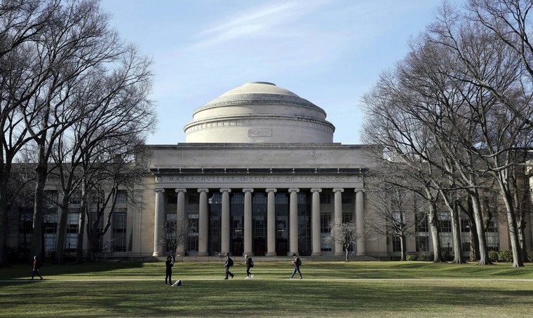 Công bố danh sách những trường đại học hàng đầu thế giới 2024, Việt Nam có 5 đại diện ảnh 1