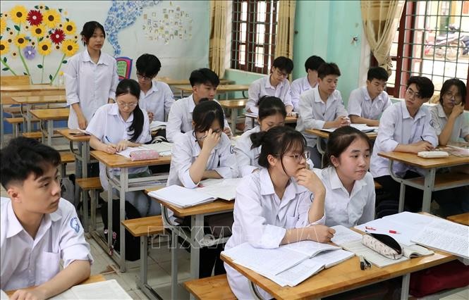 Nhiều giải pháp hỗ trợ học sinh ôn thi tốt nghiệp Trung học phổ thông ảnh 1