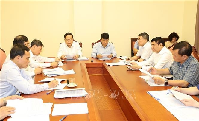 Ngày làm việc thứ hai Hội nghị Trung ương 9 khóa XIII ảnh 1