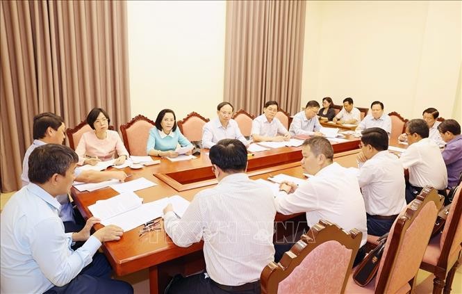 Ngày làm việc thứ hai Hội nghị Trung ương 9 khóa XIII ảnh 2