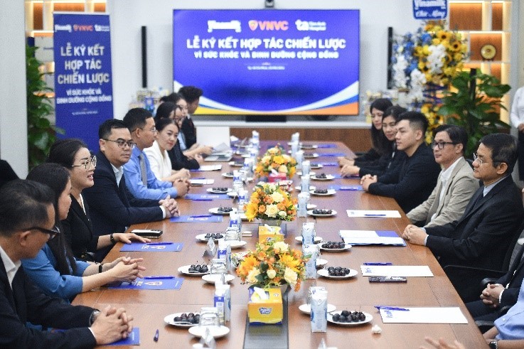 3 đơn vị lớn về y tế và dinh dưỡng bắt tay trong hợp tác chiến lược nâng cao sức khỏe cộng đồng ảnh 3