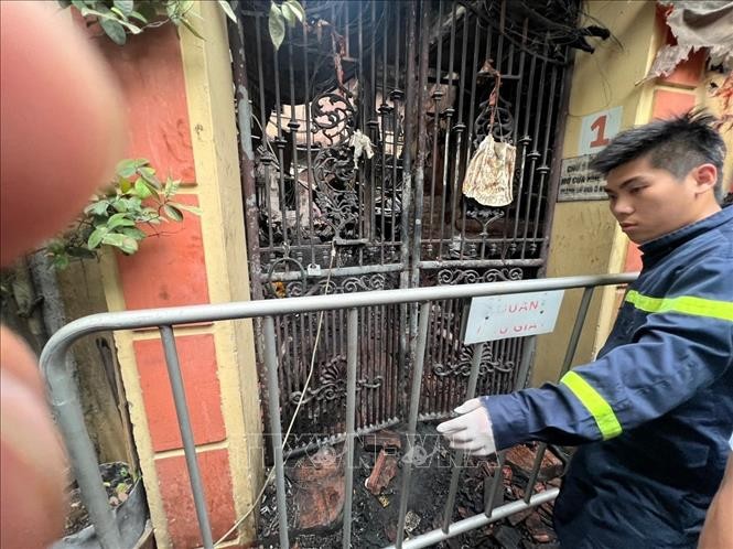 Hà Nội: Cháy nhà trọ trong đêm, ít nhất 17 người thương vong ảnh 9