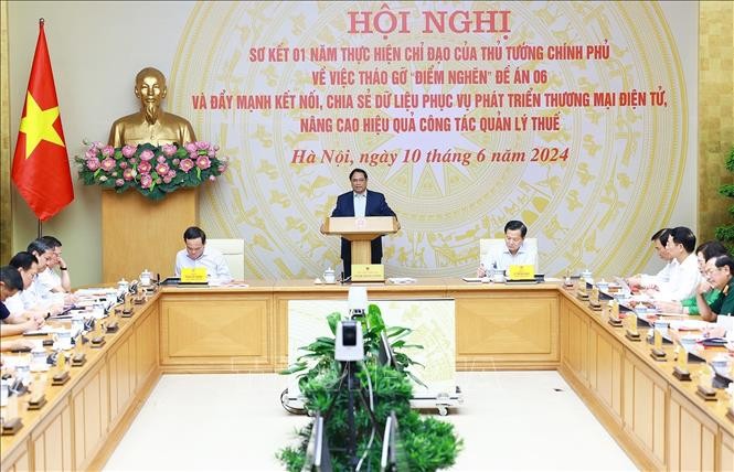 Thủ tướng chủ trì Hội nghị trực tuyến toàn quốc về thực hiện Đề án 06 ảnh 1
