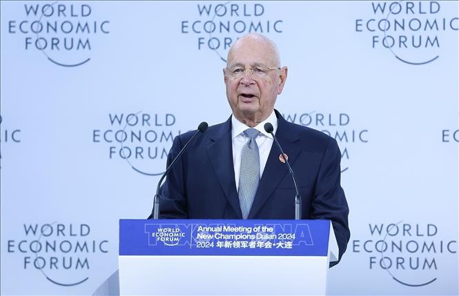 Thủ tướng phát biểu tại Phiên toàn thể Hội nghị thường niên các nhà tiên phong lần thứ 15 của WEF ảnh 1