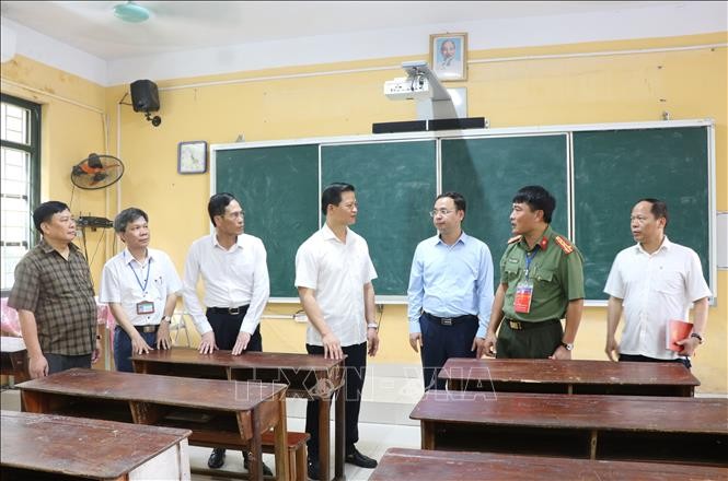 Kỳ thi tốt nghiệp THPT 2024: Không gây áp lực cho thí sinh ảnh 1