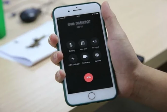 Những trường hợp nào buộc phải ra ngân hàng nếu chuyển khoản trên 10 triệu đồng? ảnh 1