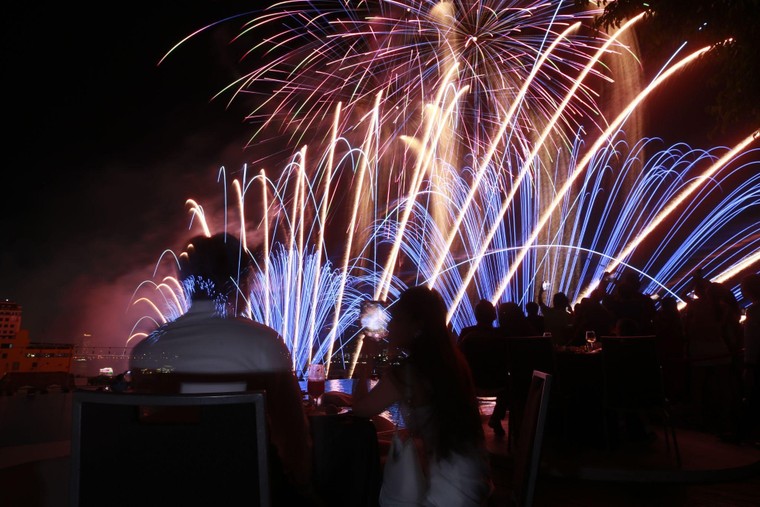 Nhìn lại những khoảnh khắc pháo hoa đẹp nhất đưa Trung Quốc và Phần Lan vào chung kết DIFF 2024 ảnh 5