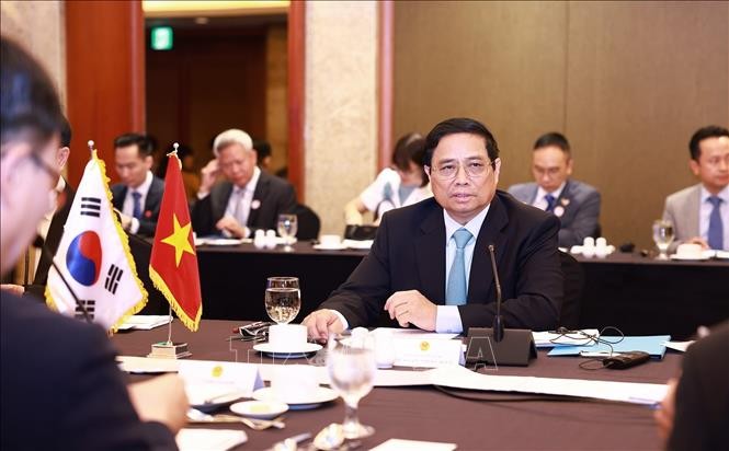 Thủ tướng Phạm Minh Chính tọa đàm với chuyên gia, nhà khoa học Hàn Quốc ảnh 1